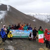 صعود موفقیت آمیز گروه کوهنوردی  کمیته ورزشهای طبیعی به قله نوا کوه