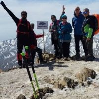 صعود موفقیت آمیز گروه کوهنوردی شهرقدس به قله واریش و لیچه به مناسبت هفته جوان