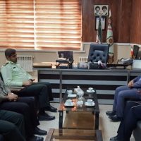 به مناسبت هفته نیروی انتظامی رئیس اداره ورزش و جوانان شهرقدس با فرمانده نیروی انتظامی دیدار کرد