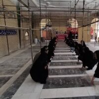 غبار روبی گلزار شهدای شهرستان قدس به مناسبت گرامیداشت هفته شهدای خدمت