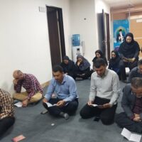 به مناسبت فرا رسیدن هفته دفاع مقدس صورت گرفت؛ شهرقدس| برگزاری مراسم پرفیض زیارت عاشورا